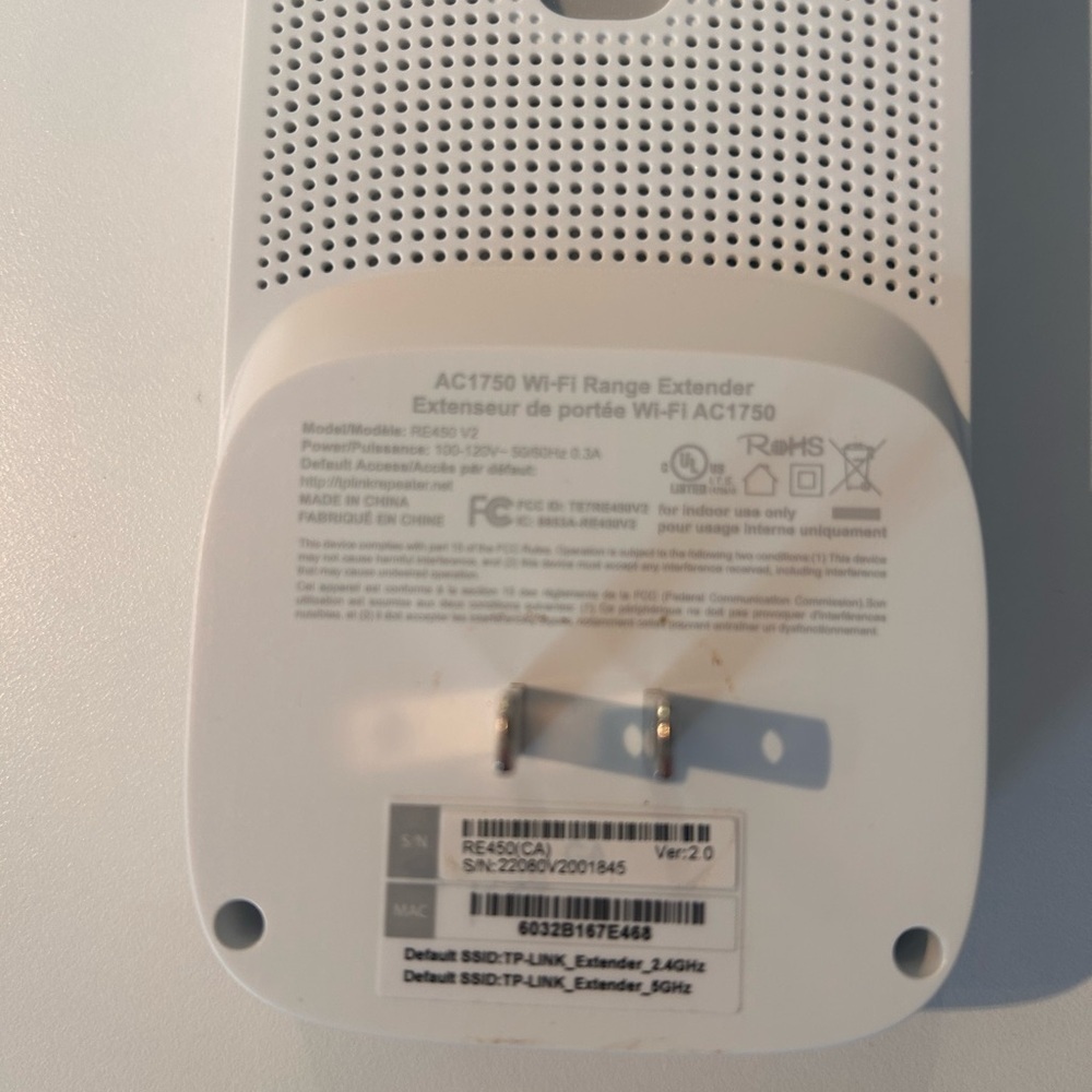 TP-Link Dual-Band White Wireless Extender - Picture 3 of 3